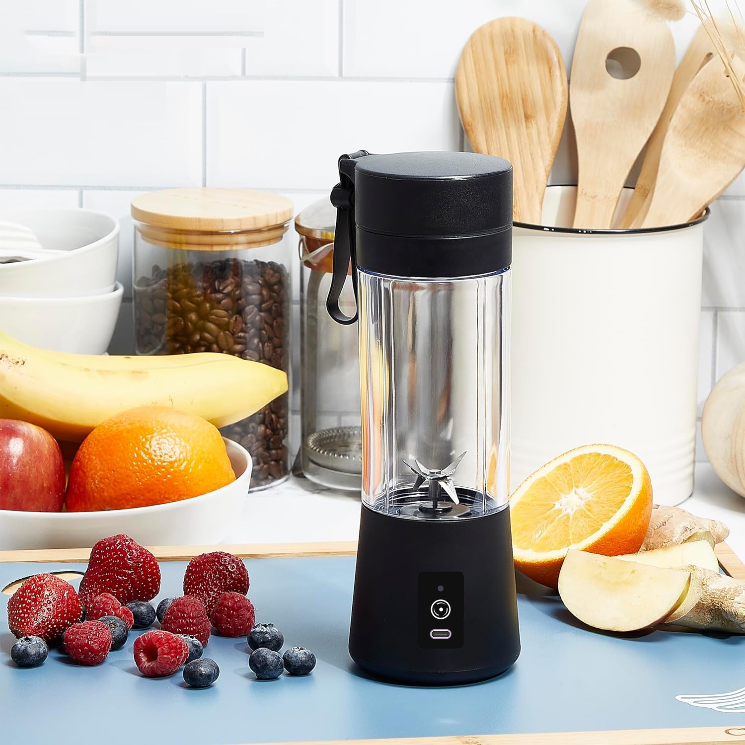 メーカー人気商品、家庭用小型キッチン家電、6枚刃、充電式、ポ - Portable Blender Usb Rechargeable のレビューと価格